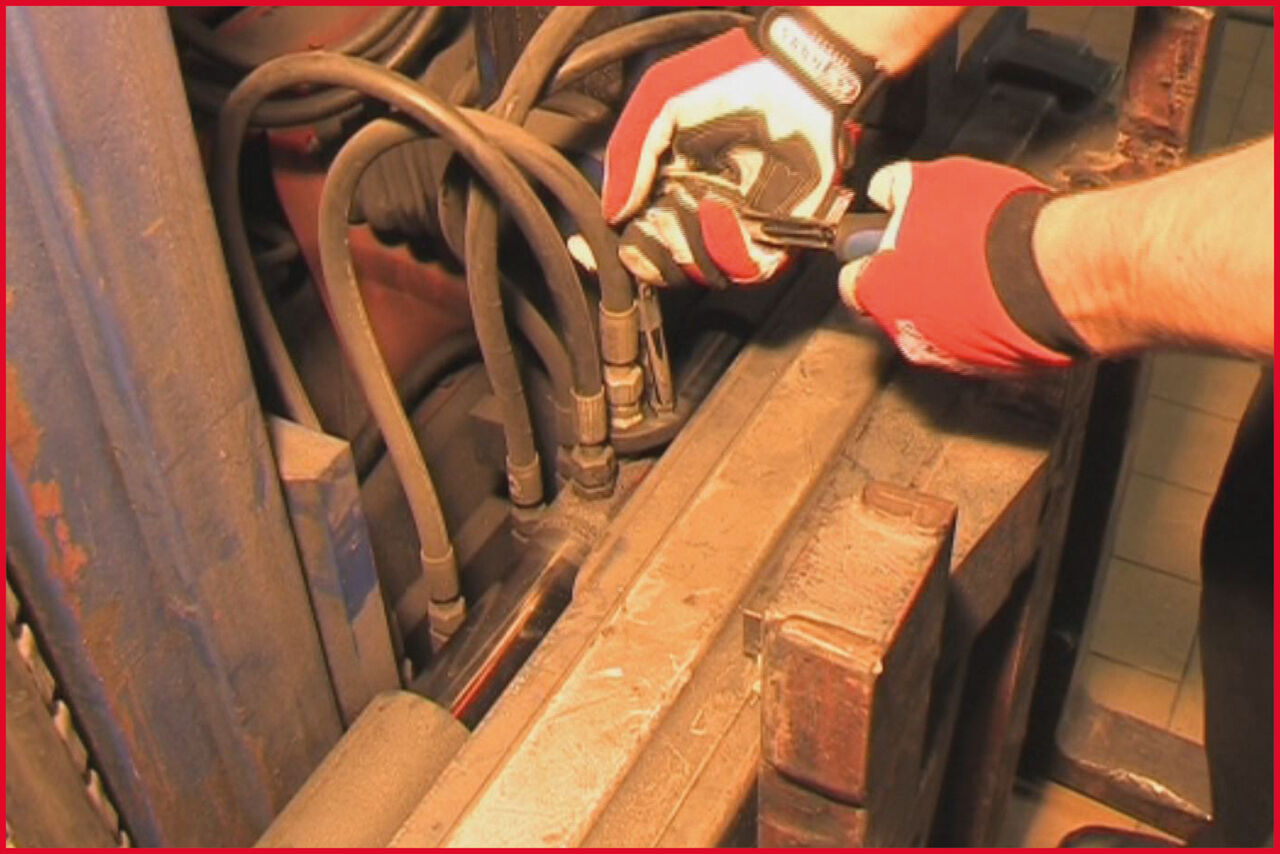 Buzz 1x Clés à tuyauter, clé à fourches double, tailles 22x24mm, idéal pour  ranger dans une voiture, un garage, une boîte à outils ou une poche